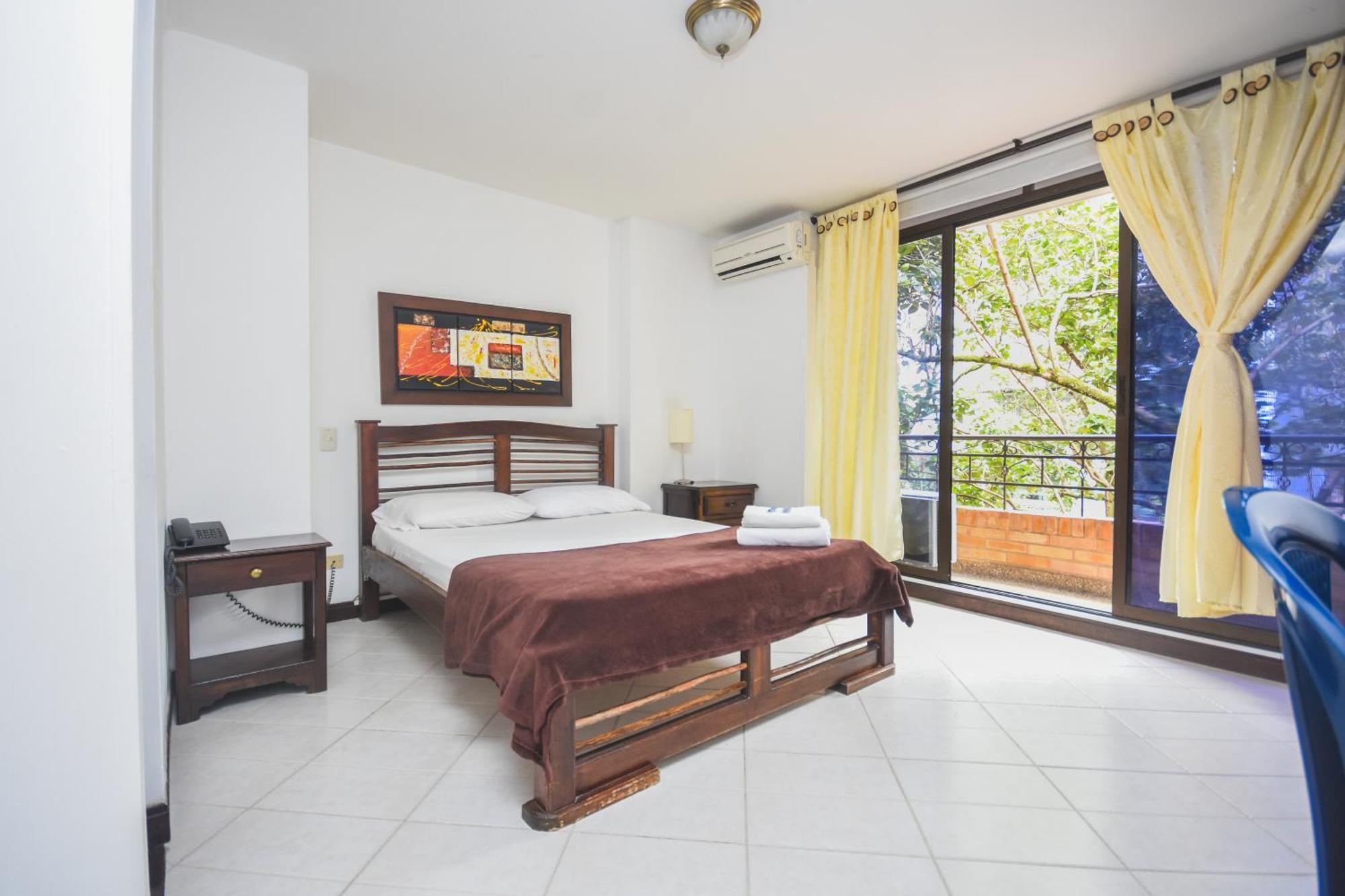 מדיין Hotel Estadio Real מראה חיצוני תמונה