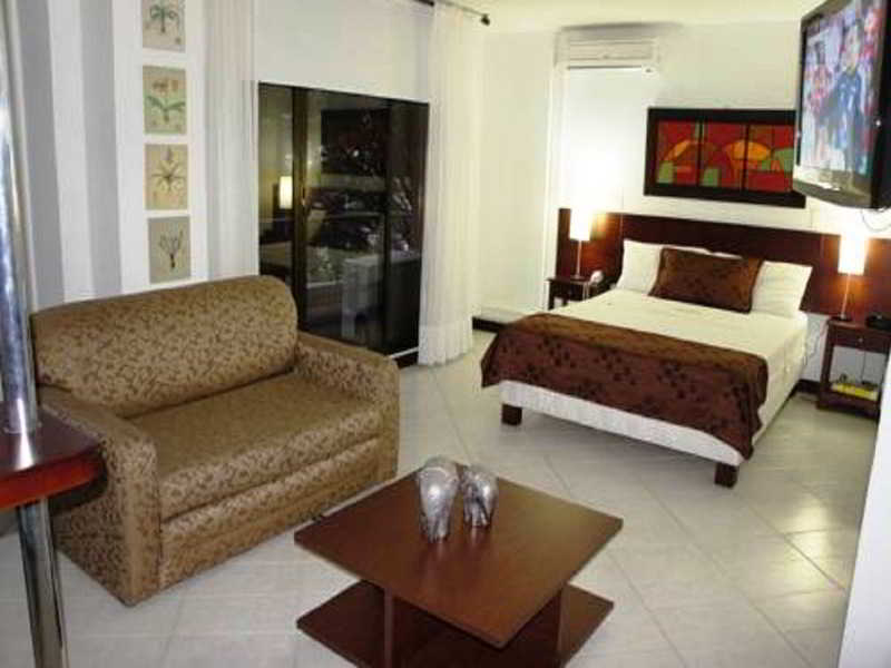מדיין Hotel Estadio Real מראה חיצוני תמונה